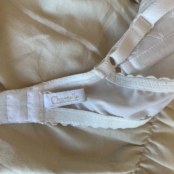Chantelle Vintage Unlined Bra - Picture 4 of 5